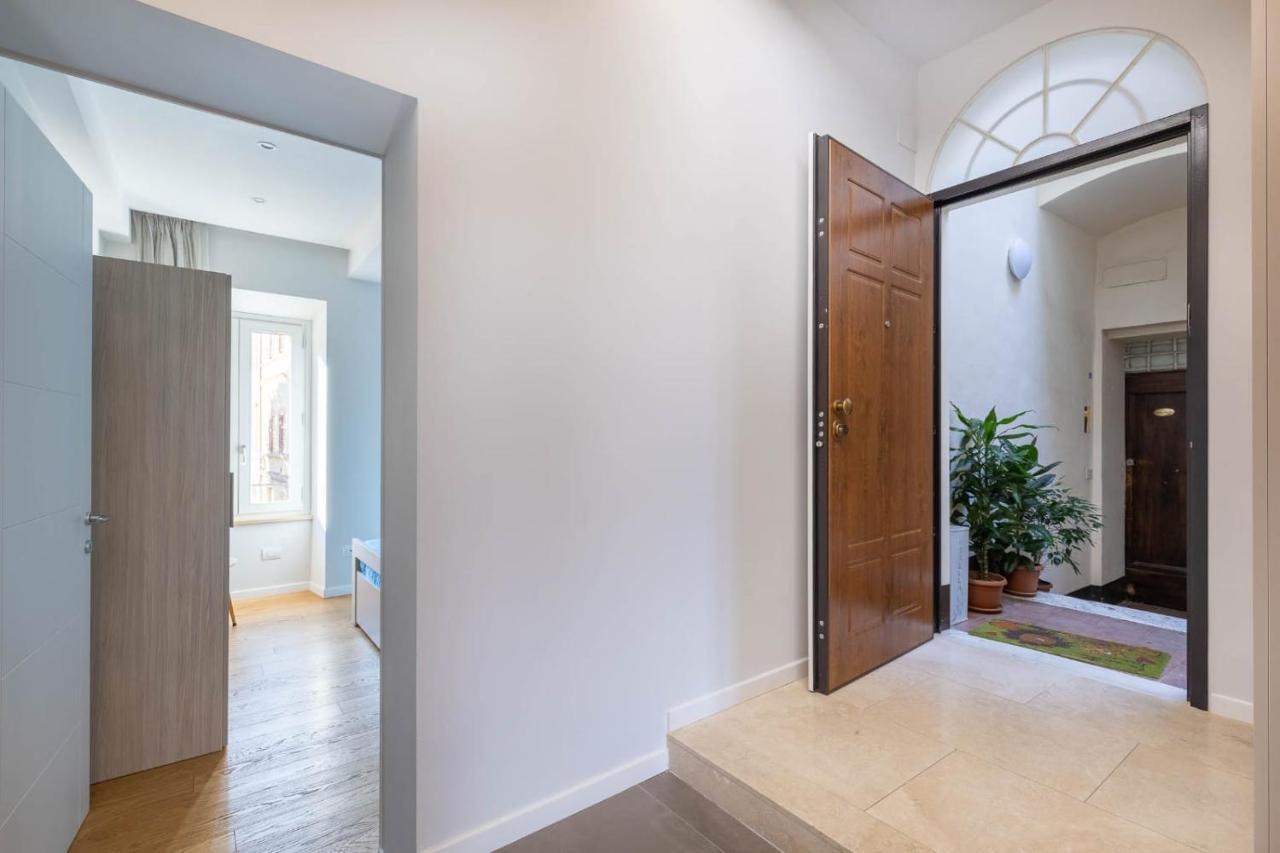 Ferienwohnung Siena Historic Center Stylish Flat With Balcony! Exterior foto